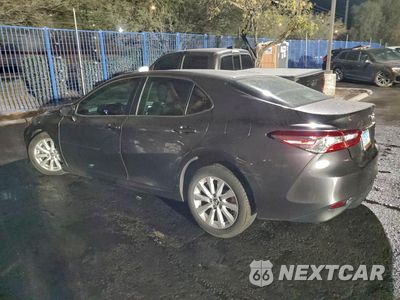 Drugie zdjęcie samochodu z przodu: 2018 TOYOTA CAMRY L VIN:4T1B11HK0JU642872 - miniatura