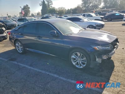 Czwarte zdjęcie samochodu z boku: 2018 HONDA ACCORD LX VIN:1HGCV1F15JA028989 - miniatura