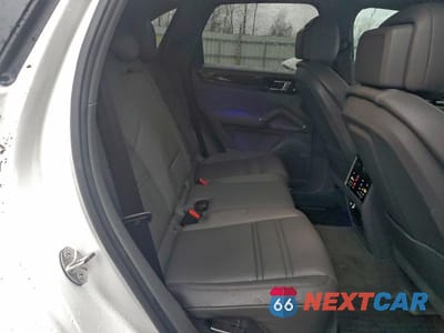Zdjęcie 11 z 14 samochodu: 2021 PORSCHE CAYENNE VIN:WP1AA2AY2MDA05912 - miniatura