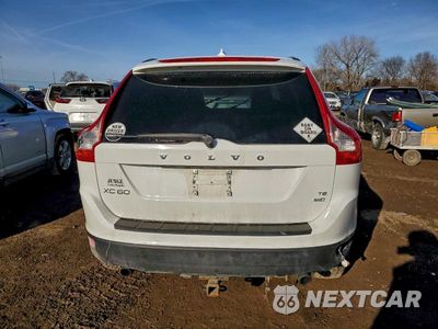 Zdjęcie 6 z 13 samochodu: 2010 VOLVO XC60 T6 VIN:YV4992DZ6A2061261 - miniatura