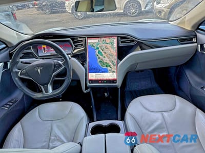 Zdjęcie 9 z 10 samochodu: 2013 TESLA MODEL S VIN:5YJSA1CN1DFP26170 - miniatura