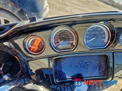 Zdjęcie 7 z 11 samochodu: 2019 HARLEY-DAVIDSON FLHTK VIN:1HD1KEF17KB610947 - miniatura