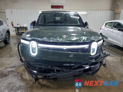 Piąte zdjęcie samochodu w środku: 2026 RIVIAN R1S ADVENTURE VIN:7PDSGFBA3TN084344 - miniatura