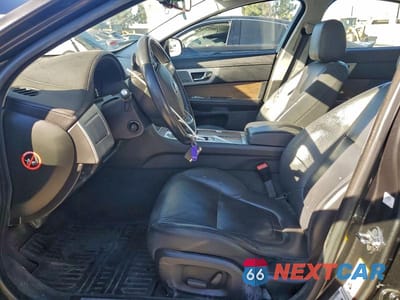 Zdjęcie 7 z 12 samochodu: 2015 JAGUAR XF 2.0T PREMIUM VIN:SAJWA0FS7FPU83374 - miniatura