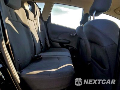 Zdjęcie 10 z 14 samochodu: 2012 HONDA FIT VIN:JHMGE8H33CS001227 - miniatura