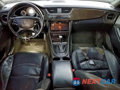 Zdjęcie 8 z 14 samochodu: 2006 MERCEDES-BENZ CLS 55 AMG VIN:WDDDJ76X16A011920 - miniatura