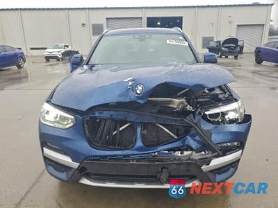 Piąte zdjęcie samochodu w środku: 2021 BMW X3 SDRIVE30I VIN:5UXTY3C01M9D92220 - miniatura