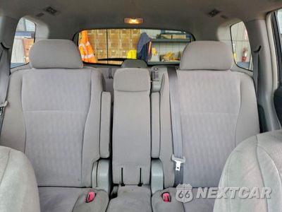 Zdjęcie 10 z 15 samochodu: 2008 TOYOTA HIGHLANDER HYBRID VIN:JTEEW41A482007421 - miniatura