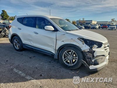 Czwarte zdjęcie samochodu z boku: 2018 HYUNDAI SANTA FE SPORT VIN:5XYZT3LB6JG560601 - miniatura