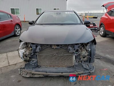 Piąte zdjęcie samochodu w środku: 2021 TOYOTA CAMRY LE VIN:4T1C11AKXMU453553 - miniatura