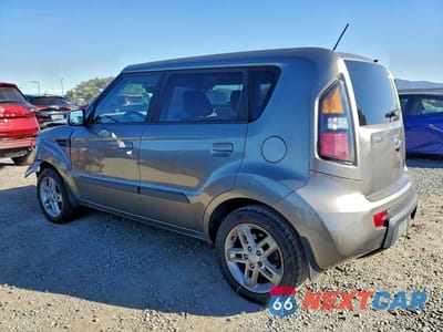 Drugie zdjęcie samochodu z przodu: 2010 KIA SOUL + VIN:KNDJT2A21A7168570 - miniatura