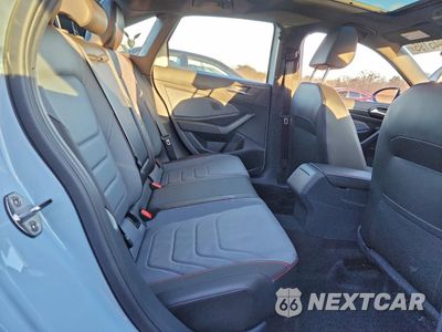 Zdjęcie 10 z 13 samochodu: 2025 VOLKSWAGEN JETTA GLI AUTOBAHN VIN:3VW2T7BU8SM028165 - miniatura