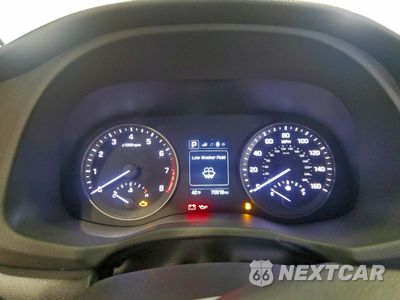Zdjęcie 9 z 14 samochodu: 2016 HYUNDAI TUCSON LIMITED VIN:KM8J33A28GU195891 - miniatura