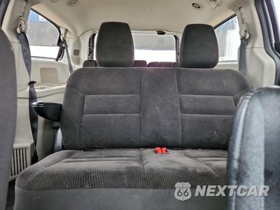 Zdjęcie 10 z 13 samochodu: 2018 DODGE GRAND CARAVAN SE VIN:2C4RDGBG5JR135030 - miniatura