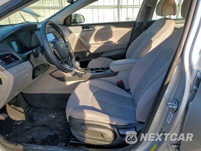 Zdjęcie 7 z 15 samochodu: 2017 HYUNDAI SONATA SE VIN:5NPE24AF7HH555228 - miniatura