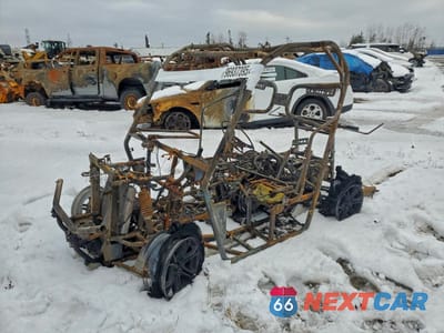 Drugie zdjęcie samochodu z przodu: 2021 CFMOTO UFORCE 800 VIN:LCELVYZ43M6002489 - miniatura
