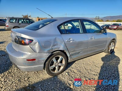 Trzecie zdjęcie samochodu z tyłu: 2006 MAZDA 3 S VIN:JM1BK324161448111 - miniatura