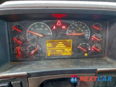 Zdjęcie 8 z 10 samochodu: 2014 VOLVO VN VNL VIN:4V4N19TH2EN152398 - miniatura