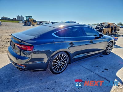 Trzecie zdjęcie samochodu z tyłu: 2018 AUDI A5 PREMIUM PLUS S-LINE VIN:WAUENCF57JA127462 - miniatura
