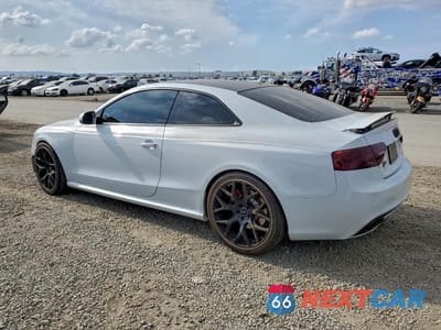 Drugie zdjęcie samochodu z przodu: 2015 AUDI RS5 VIN:WUAC6AFRXFA900322 - miniatura