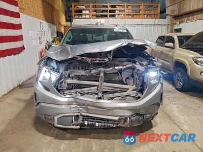 Piąte zdjęcie samochodu w środku: 2024 GMC SIERRA K1500 DENALI VIN:1GTUUGE82RZ175811 - miniatura