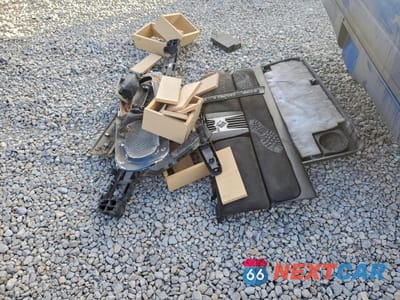 Zdjęcie 12 z 15 samochodu: 2001 DODGE DAKOTA VIN:1B7GL22Z51S239899 - miniatura