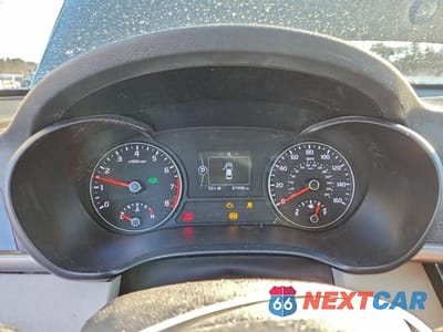 Zdjęcie 9 z 12 samochodu: 2017 KIA OPTIMA LX VIN:5XXGT4L37HG131312 - miniatura