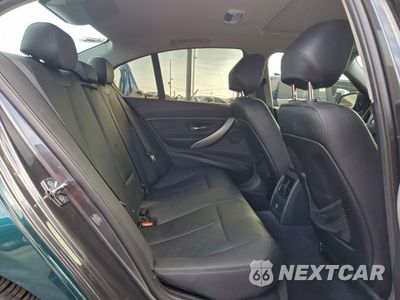 Zdjęcie 10 z 14 samochodu: 2012 BMW 328 I SULEV VIN:WBA3C1C59CF433168 - miniatura