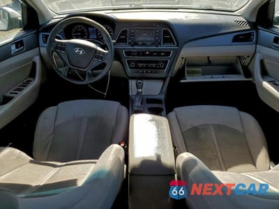 Zdjęcie 8 z 12 samochodu: 2015 HYUNDAI SONATA SE VIN:5NPE24AF2FH010373 - miniatura