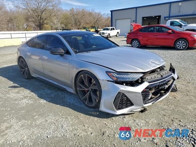 Czwarte zdjęcie samochodu z boku: 2021 AUDI RS7 VIN:WUAPCBF26MN905722 - miniatura