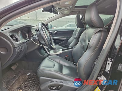 Zdjęcie 7 z 13 samochodu: 2015 VOLVO V60 CROSS COUNTRY PREMIER VIN:YV4612HK4F1001497 - miniatura