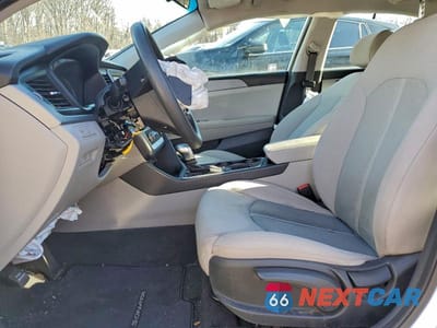 Zdjęcie 7 z 12 samochodu: 2019 HYUNDAI SONATA SE VIN:5NPE24AF0KH820403 - miniatura