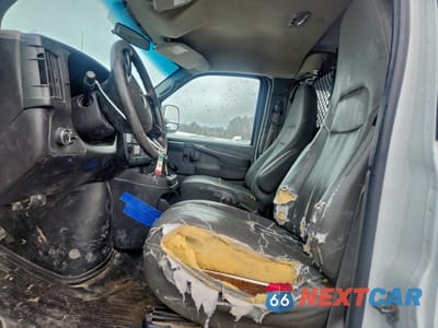 Zdjęcie 7 z 12 samochodu: 2012 CHEVROLET EXPRESS VIN:1GCSGAFX3C1143666 - miniatura