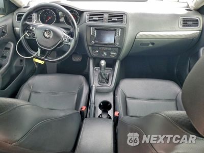 Zdjęcie 8 z 13 samochodu: 2016 VOLKSWAGEN JETTA SE VIN:3VWD67AJXGM361255 - miniatura