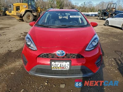 Piąte zdjęcie samochodu w środku: 2018 TOYOTA PRIUS C VIN:JTDKDTB31J1602066 - miniatura