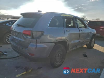 Trzecie zdjęcie samochodu z tyłu: 2019 JEEP GRAND CHEROKEE LAREDO VIN:1C4RJFAG9KC627042 - miniatura
