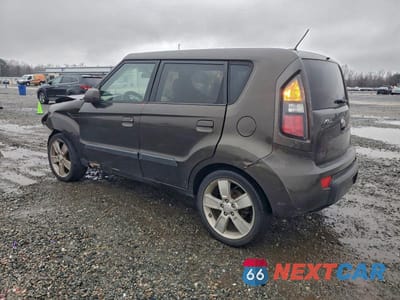 Drugie zdjęcie samochodu z przodu: 2010 KIA SOUL + VIN:KNDJT2A26A7124418 - miniatura