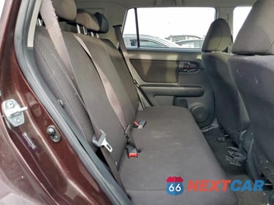 Zdjęcie 10 z 12 samochodu: 2008 TOYOTA SCION XB VIN:JTLKE50EX81000391 - miniatura