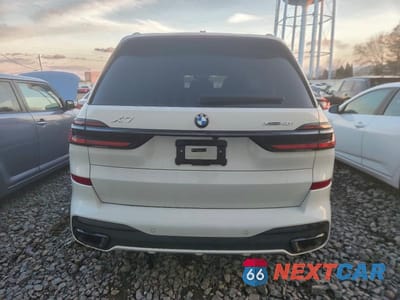 Zdjęcie 6 z 11 samochodu: 2024 BMW X7 XDRIVE40I VIN:5UX23EM01R9W04204 - miniatura