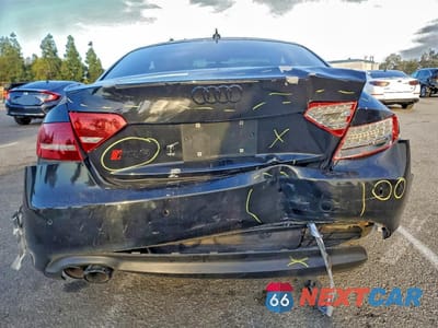 Zdjęcie 6 z 12 samochodu: 2010 AUDI A5 PREMIUM PLUS VIN:WAURFAFR6AA049262 - miniatura