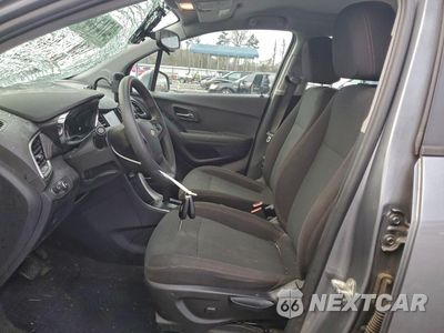Zdjęcie 7 z 12 samochodu: 2020 CHEVROLET TRAX LS VIN:3GNCJKSB1LL147396 - miniatura