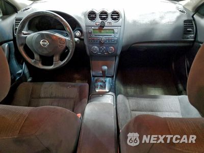 Zdjęcie 8 z 14 samochodu: 2011 NISSAN ALTIMA BASE VIN:1N4AL2AP5BN491468 - miniatura