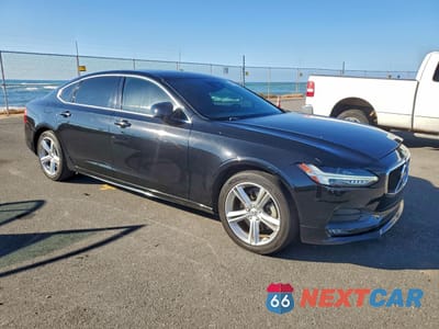 Czwarte zdjęcie samochodu z boku: 2019 VOLVO S90 T5 MOMENTUM VIN:LVY102AK5KP095898 - miniatura