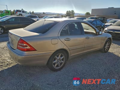 Trzecie zdjęcie samochodu z tyłu: 2001 MERCEDES-BENZ C 320 VIN:WDBRF64J11F014059 - miniatura