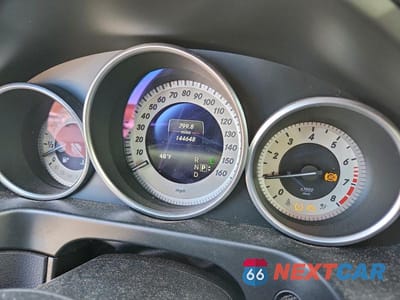 Zdjęcie 9 z 12 samochodu: 2016 MERCEDES-BENZ E 350 4MATIC VIN:WDDHF8JB4GB192804 - miniatura