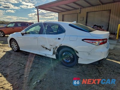 Drugie zdjęcie samochodu z przodu: 2019 TOYOTA CAMRY HYBRID LE VIN:4T1B31HK8KU515377 - miniatura