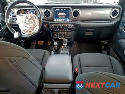 Zdjęcie 8 z 13 samochodu: 2021 JEEP WRANGLER UNLIMITED SAHARA VIN:1C4HJXEG0MW660556 - miniatura