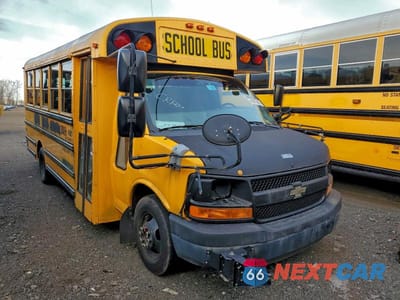 Czwarte zdjęcie samochodu z boku: 2012 CHEVROLET EXPRESS SCHOOL BUS VIN:1GB3G3BG4C1178680 - miniatura