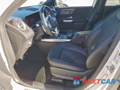 Zdjęcie 7 z 13 samochodu: 2023 MERCEDES-BENZ EQB 300 4MATIC VIN:W1N9M0KB3PN024535 - miniatura