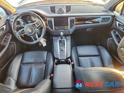 Zdjęcie 8 z 14 samochodu: 2017 PORSCHE MACAN S VIN:WP1AB2A54HLB18484 - miniatura